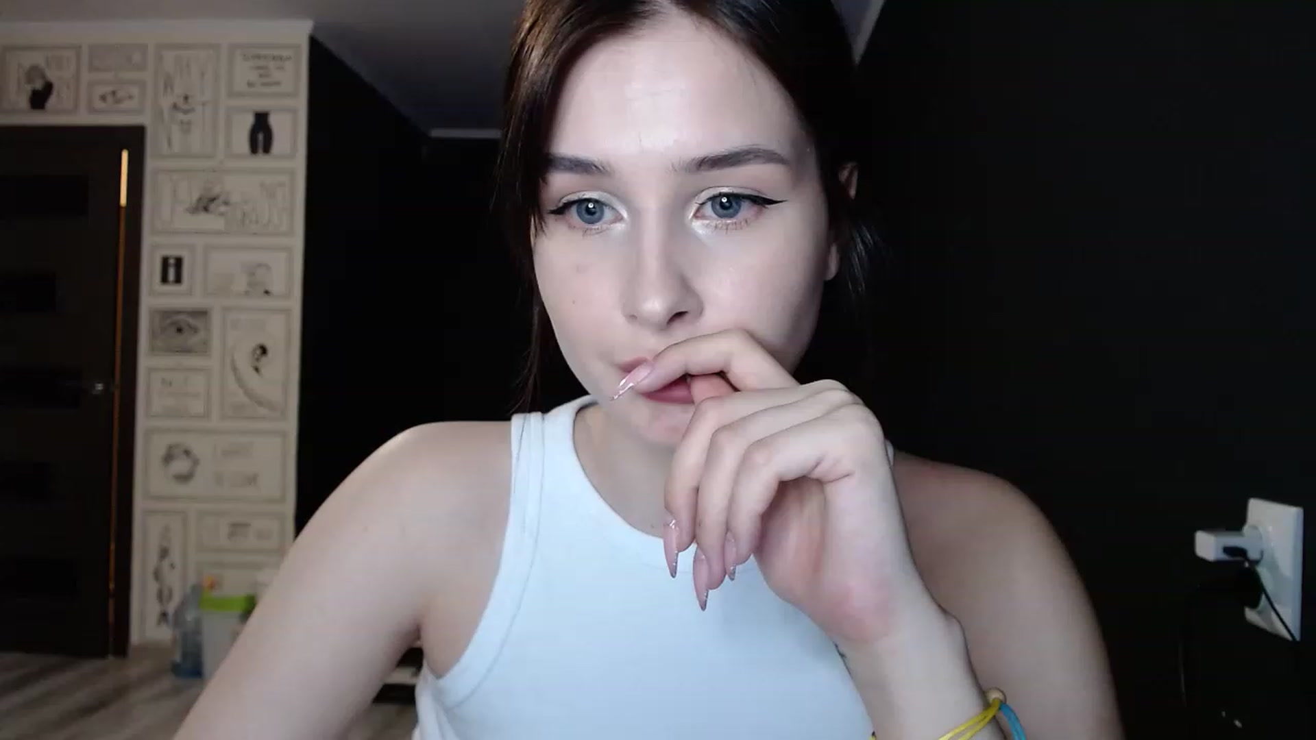 Gallery image thumbnail from Dark_angel_02's myfreecams stream on, 07/14/2023, 24:19 image 4 of 20