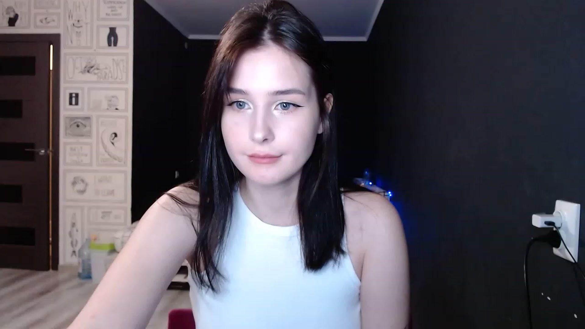 Gallery image thumbnail from Dark_angel_02's myfreecams stream on, 07/14/2023, 24:19 image 18 of 20