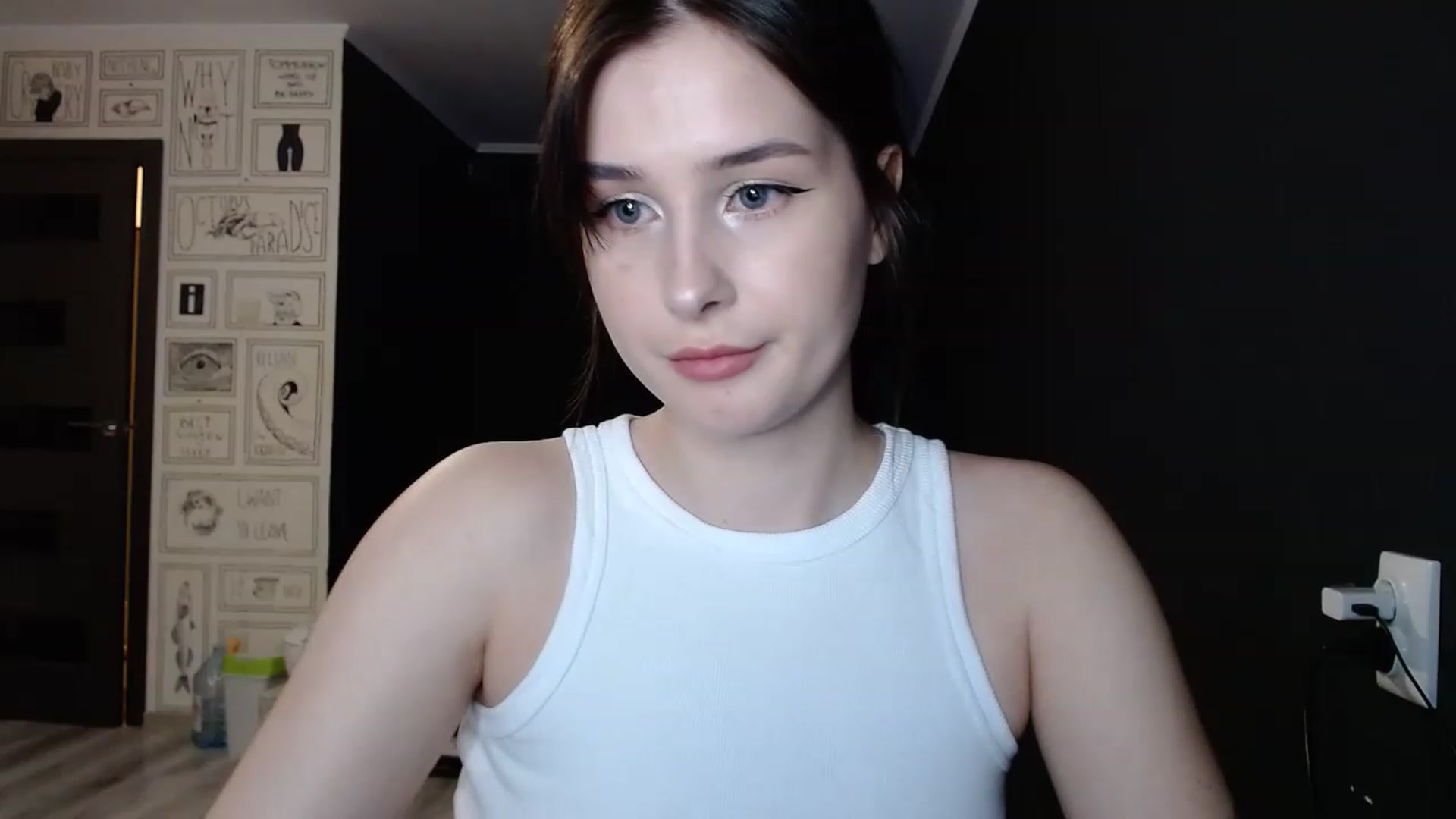 Gallery image thumbnail from Dark_angel_02's myfreecams stream on, 07/14/2023, 24:19 image 5 of 20