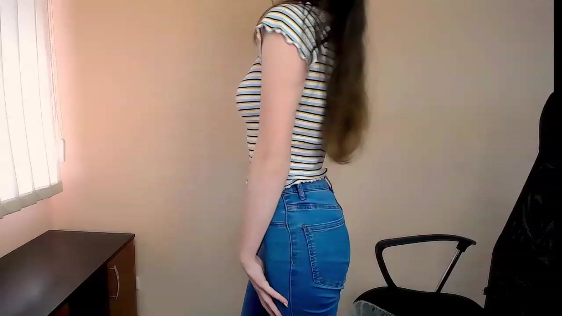 Gallery image thumbnail from Dark_eyed_'s myfreecams stream on, 06/29/2023, 14:29 image 14 of 20