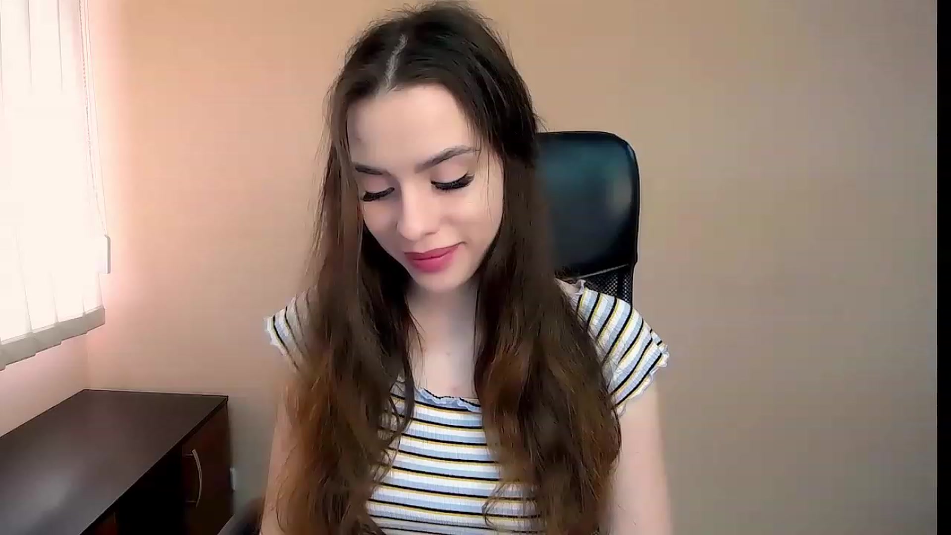 Gallery image thumbnail from Dark_eyed_'s myfreecams stream on, 06/29/2023, 14:29 image 19 of 20