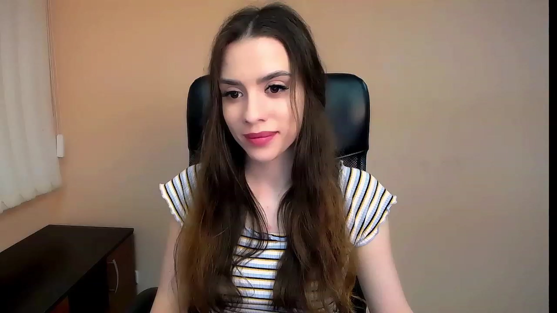 Gallery image thumbnail from Dark_eyed_'s myfreecams stream on, 06/29/2023, 17:25 image 20 of 20