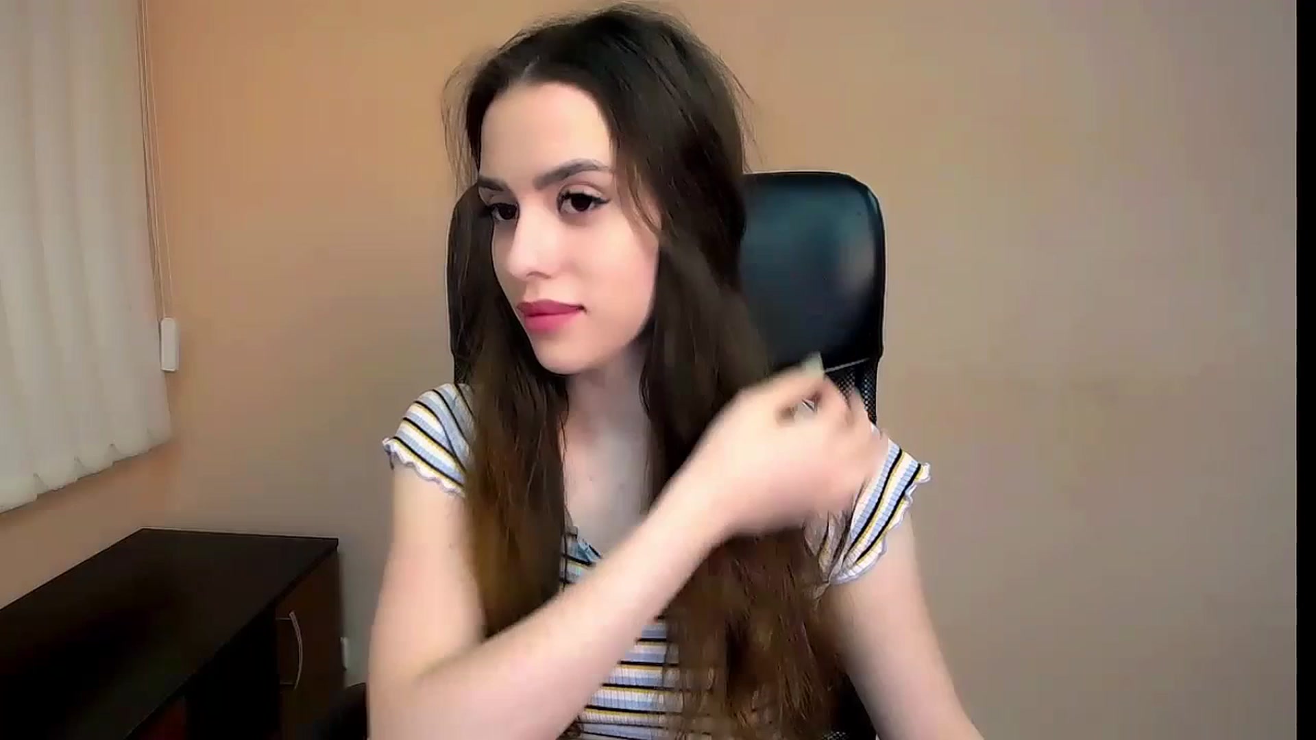 Gallery image thumbnail from Dark_eyed_'s myfreecams stream on, 06/29/2023, 18:16 image 19 of 20