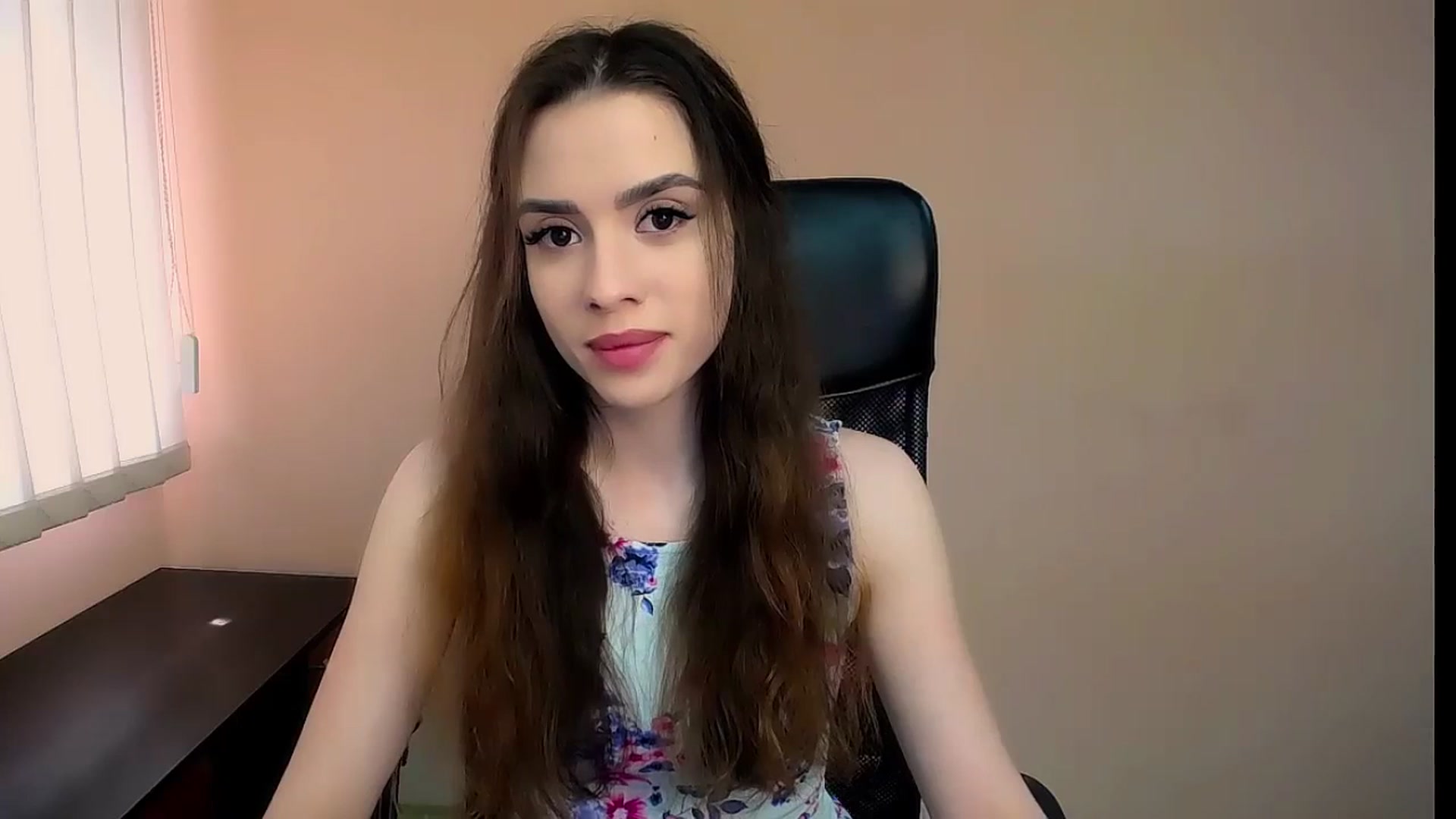 Gallery image thumbnail from Dark_eyed_'s myfreecams stream on, 06/30/2023, 13:02 image 3 of 20