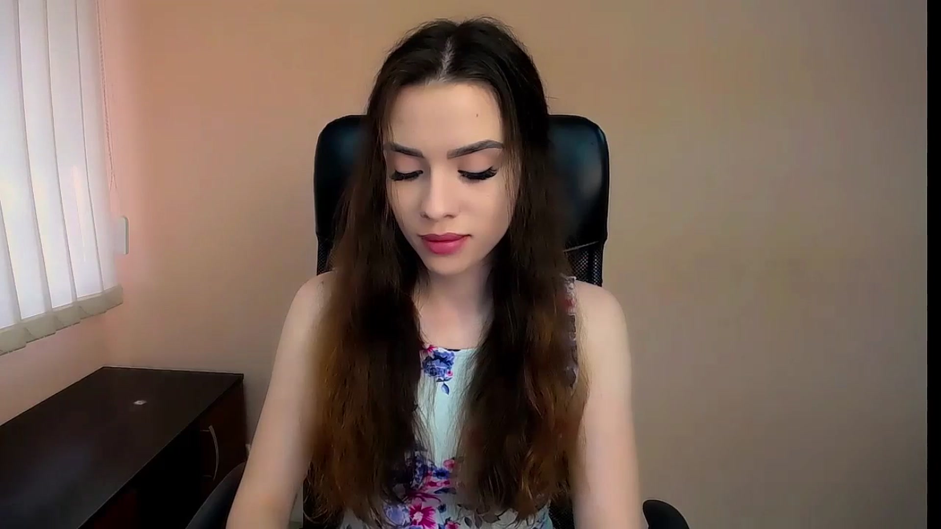 Gallery image thumbnail from Dark_eyed_'s myfreecams stream on, 06/30/2023, 13:02 image 2 of 20