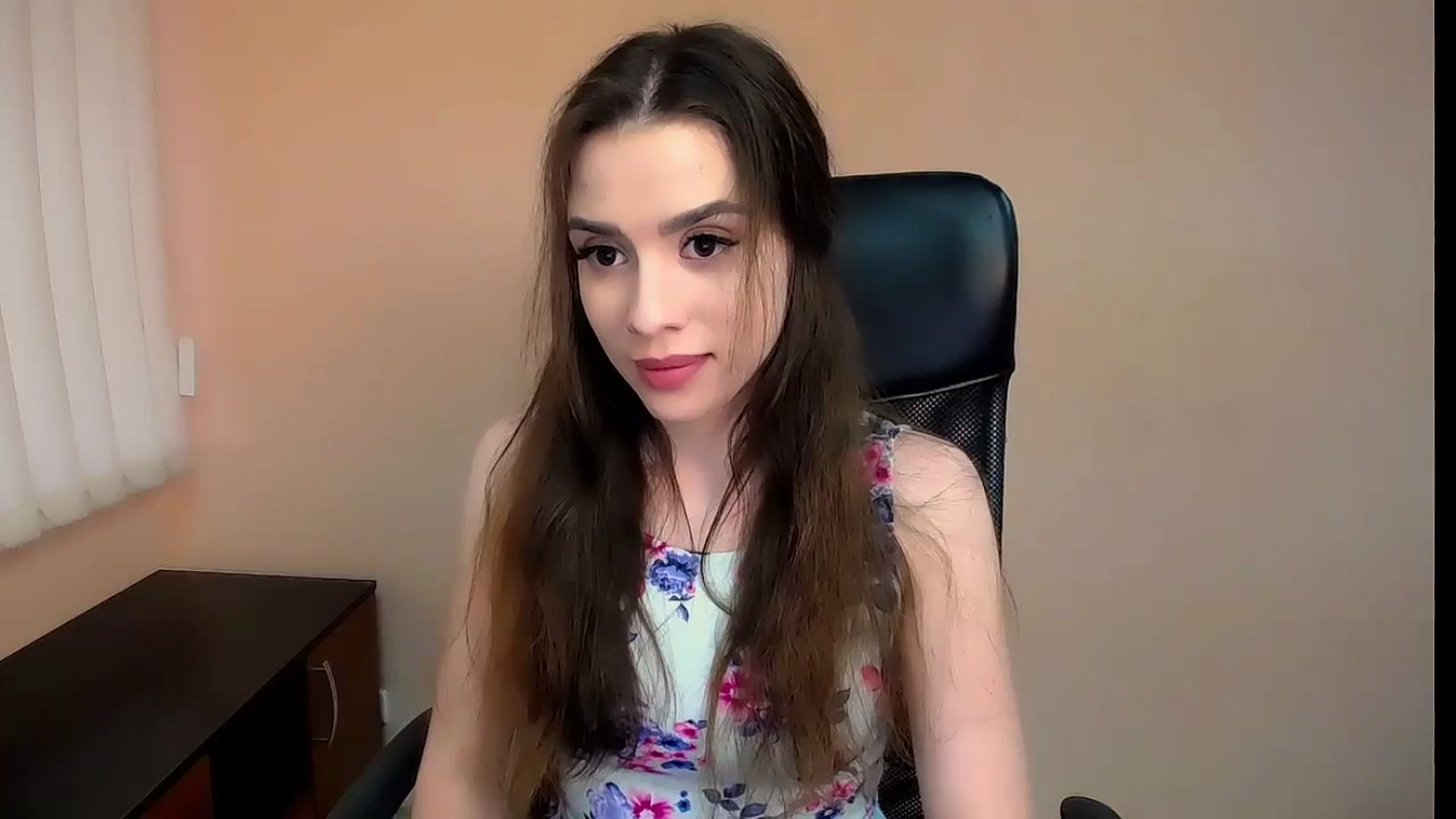 Gallery image thumbnail from Dark_eyed_'s myfreecams stream on, 06/30/2023, 14:34 image 17 of 20