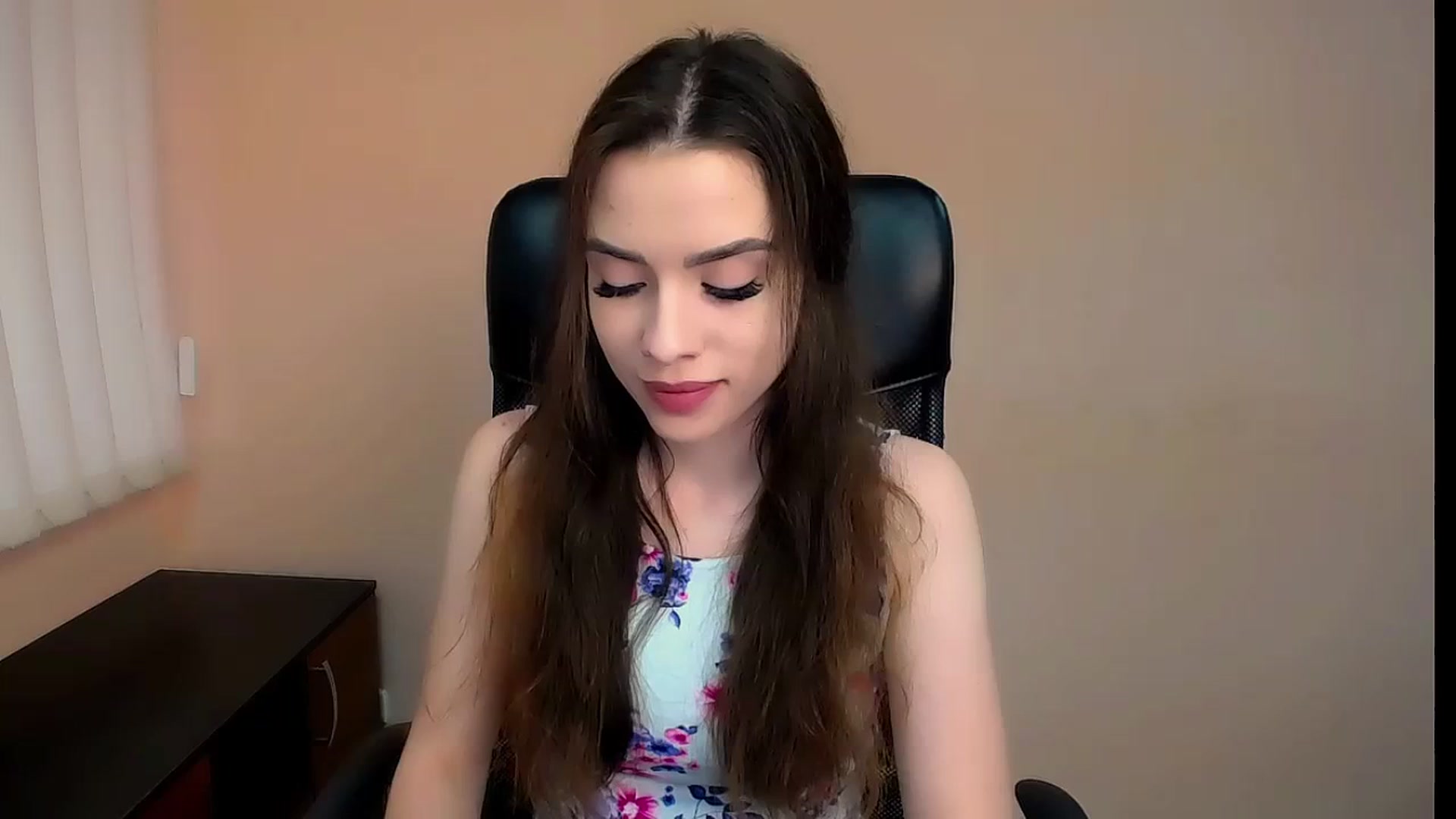 Gallery image thumbnail from Dark_eyed_'s myfreecams stream on, 06/30/2023, 14:34 image 3 of 20