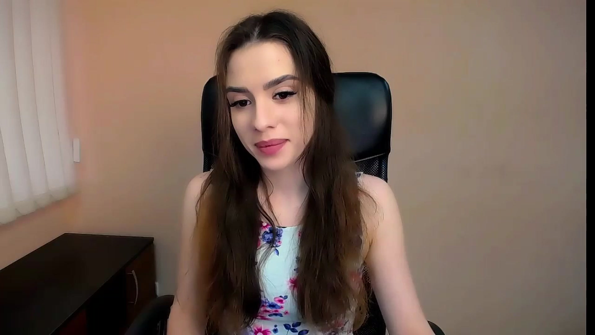 Gallery image thumbnail from Dark_eyed_'s myfreecams stream on, 06/30/2023, 14:34 image 10 of 20