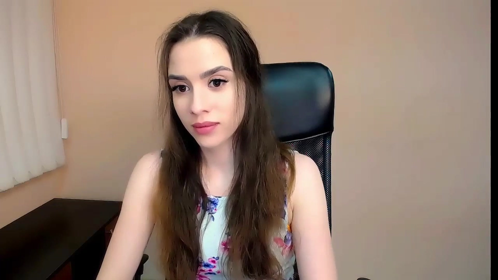 Gallery image thumbnail from Dark_eyed_'s myfreecams stream on, 06/30/2023, 16:24 image 6 of 20
