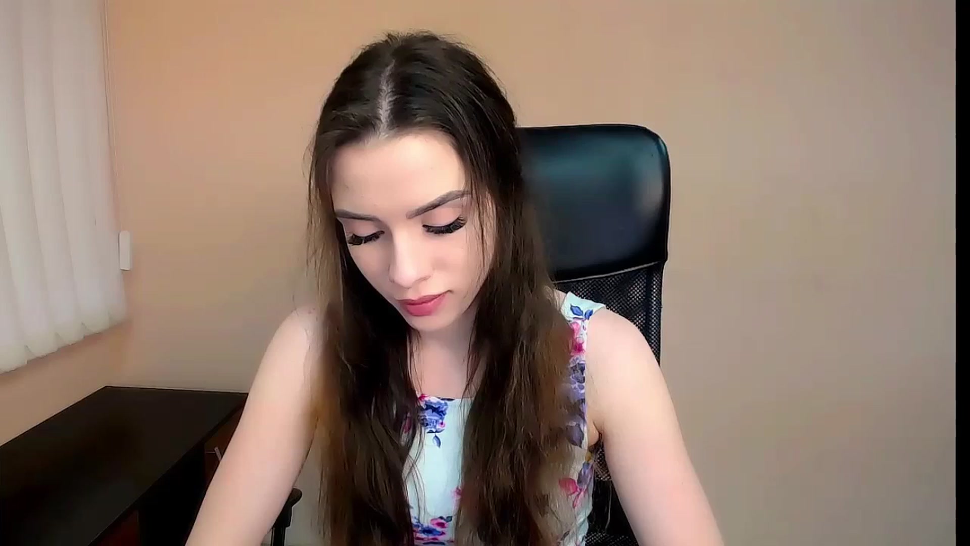 Gallery image thumbnail from Dark_eyed_'s myfreecams stream on, 06/30/2023, 16:24 image 1 of 20