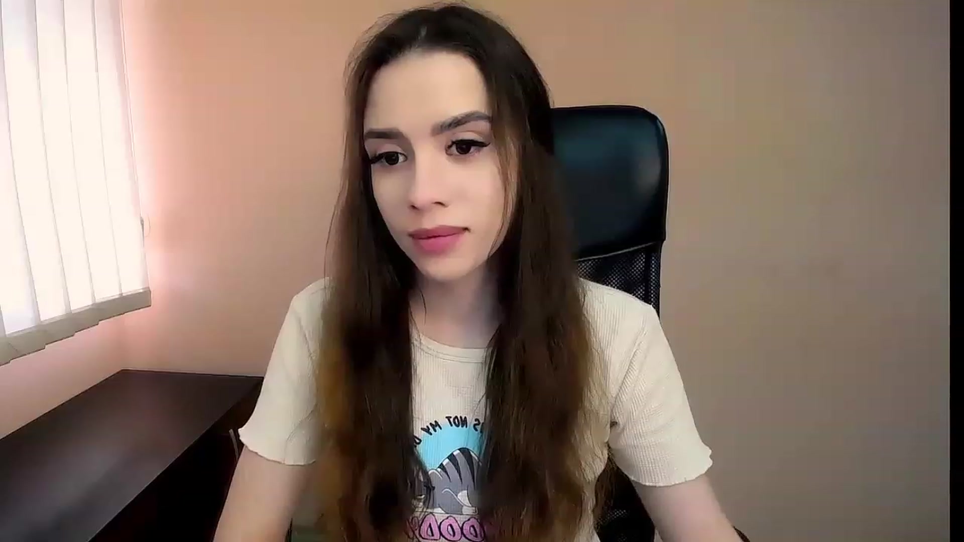 Gallery image thumbnail from Dark_eyed_'s myfreecams stream on, 07/01/2023, 14:17 image 13 of 20
