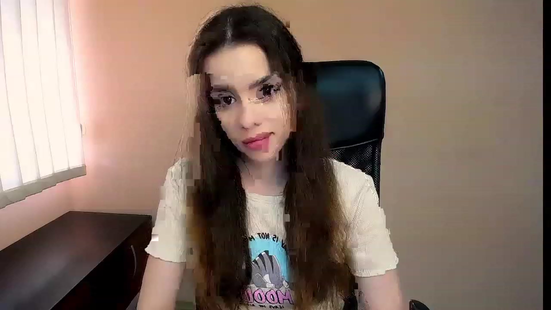 Gallery image thumbnail from Dark_eyed_'s myfreecams stream on, 07/01/2023, 14:17 image 17 of 20