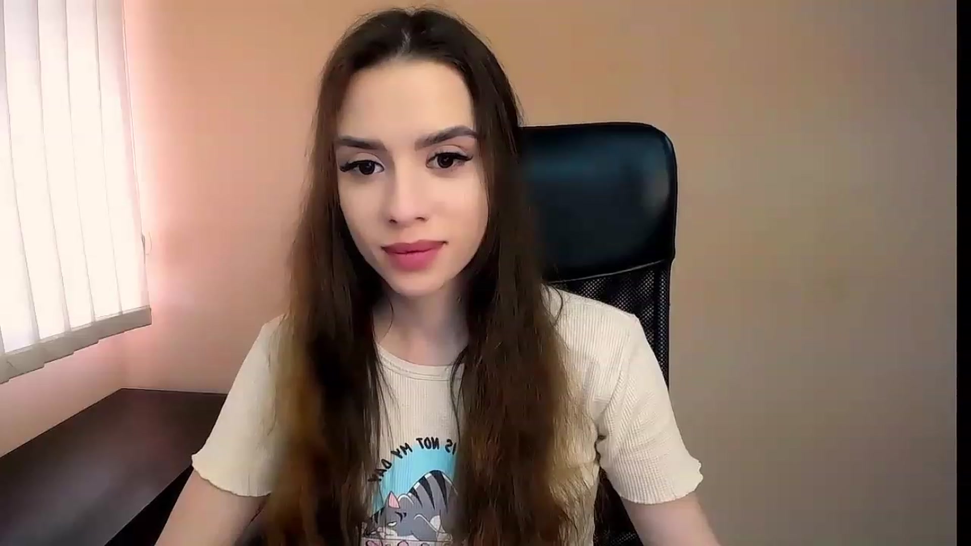 Gallery image thumbnail from Dark_eyed_'s myfreecams stream on, 07/01/2023, 14:17 image 2 of 20