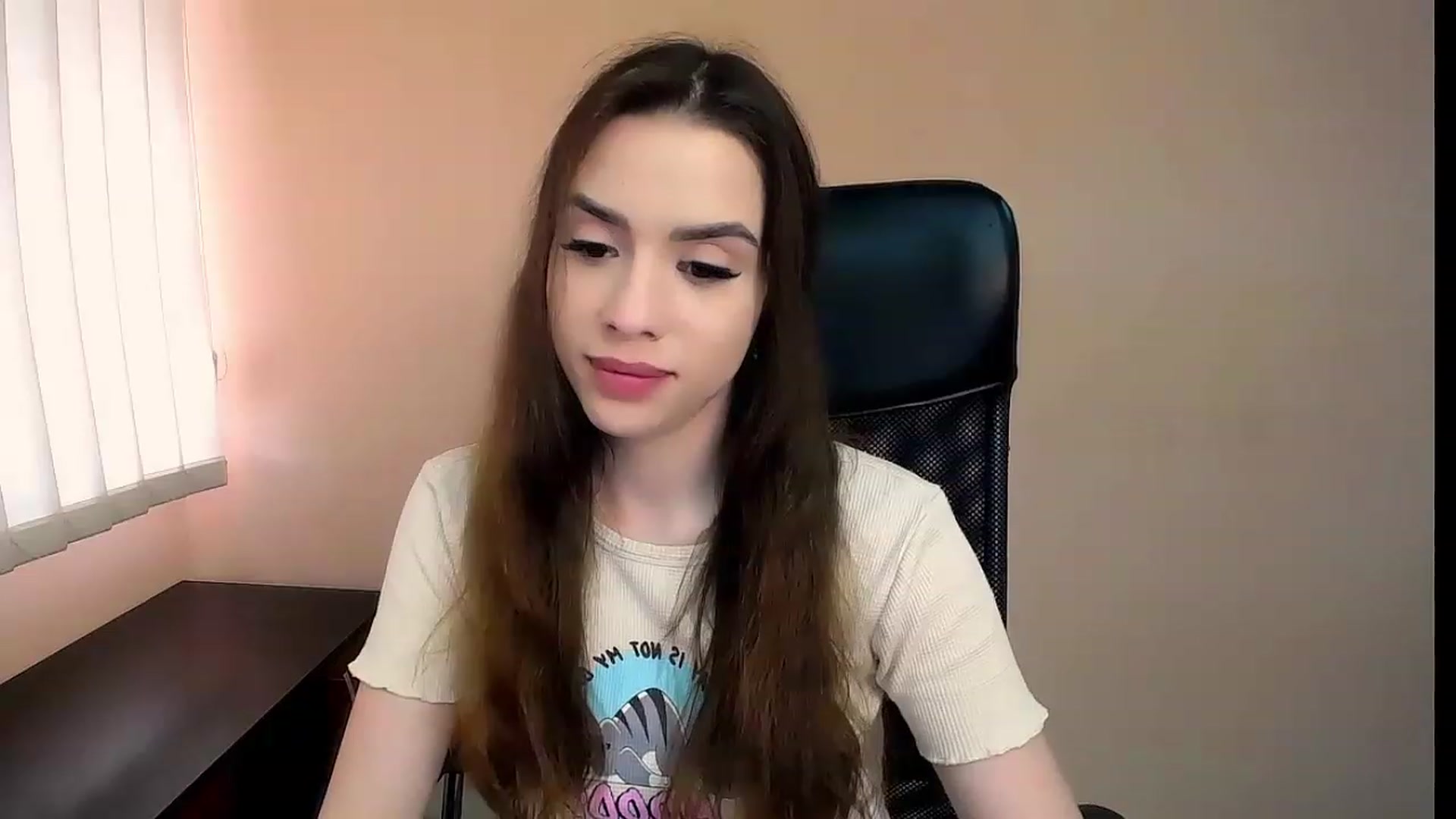 Gallery image thumbnail from Dark_eyed_'s myfreecams stream on, 07/01/2023, 14:51 image 4 of 20