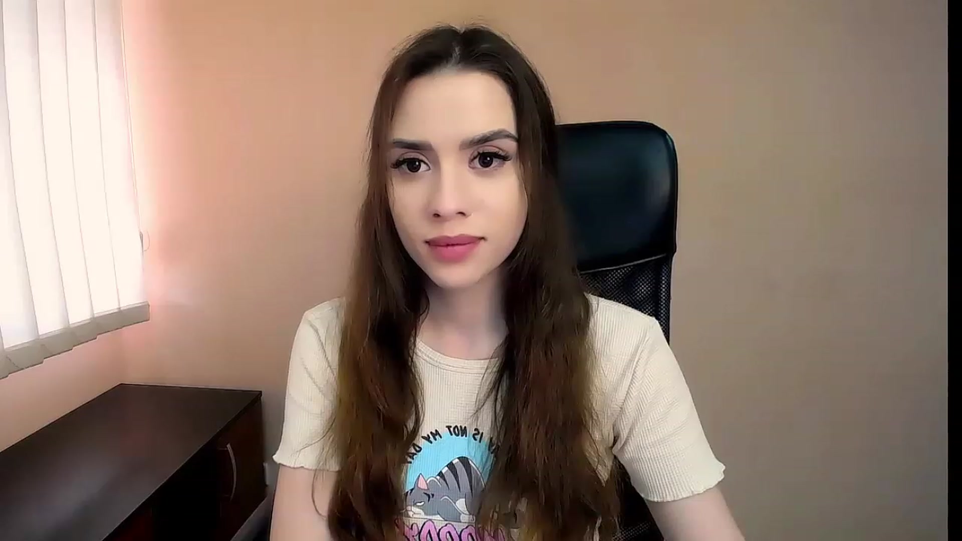 Gallery image thumbnail from Dark_eyed_'s myfreecams stream on, 07/01/2023, 14:51 image 6 of 20