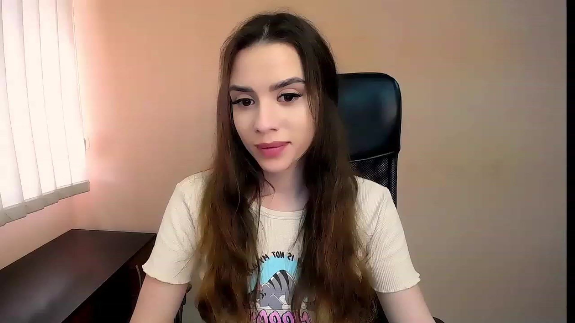 Gallery image thumbnail from Dark_eyed_'s myfreecams stream on, 07/01/2023, 14:51 image 19 of 20