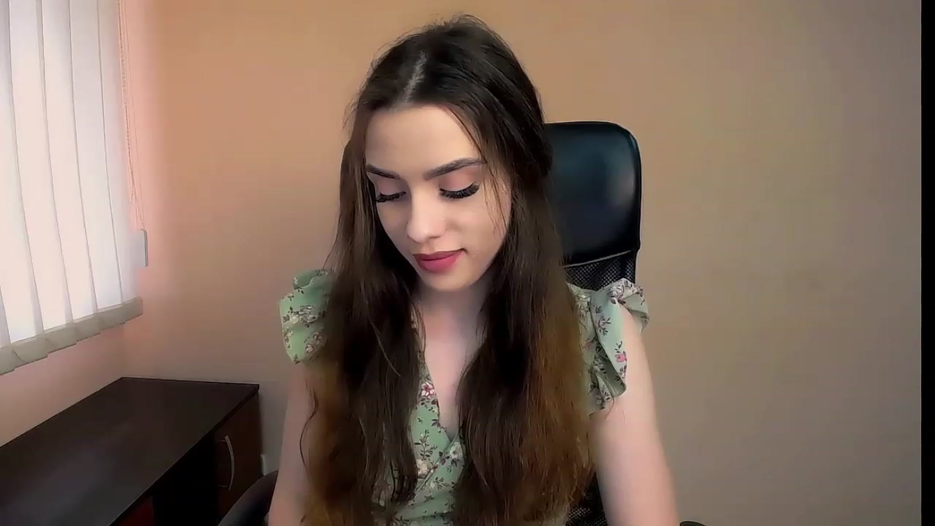 Gallery image thumbnail from Dark_eyed_'s myfreecams stream on, 07/03/2023, 12:09 image 15 of 20