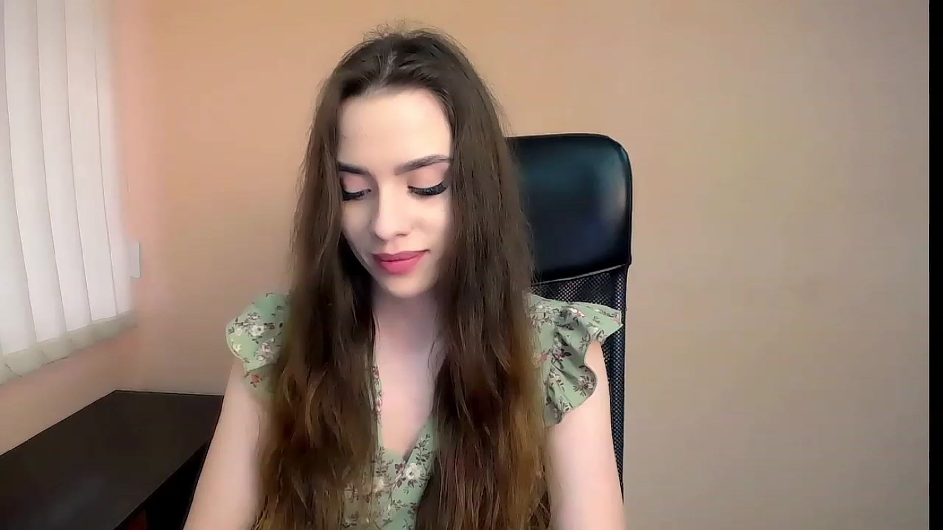 Gallery image thumbnail from Dark_eyed_'s myfreecams stream on, 07/03/2023, 15:05 image 2 of 20