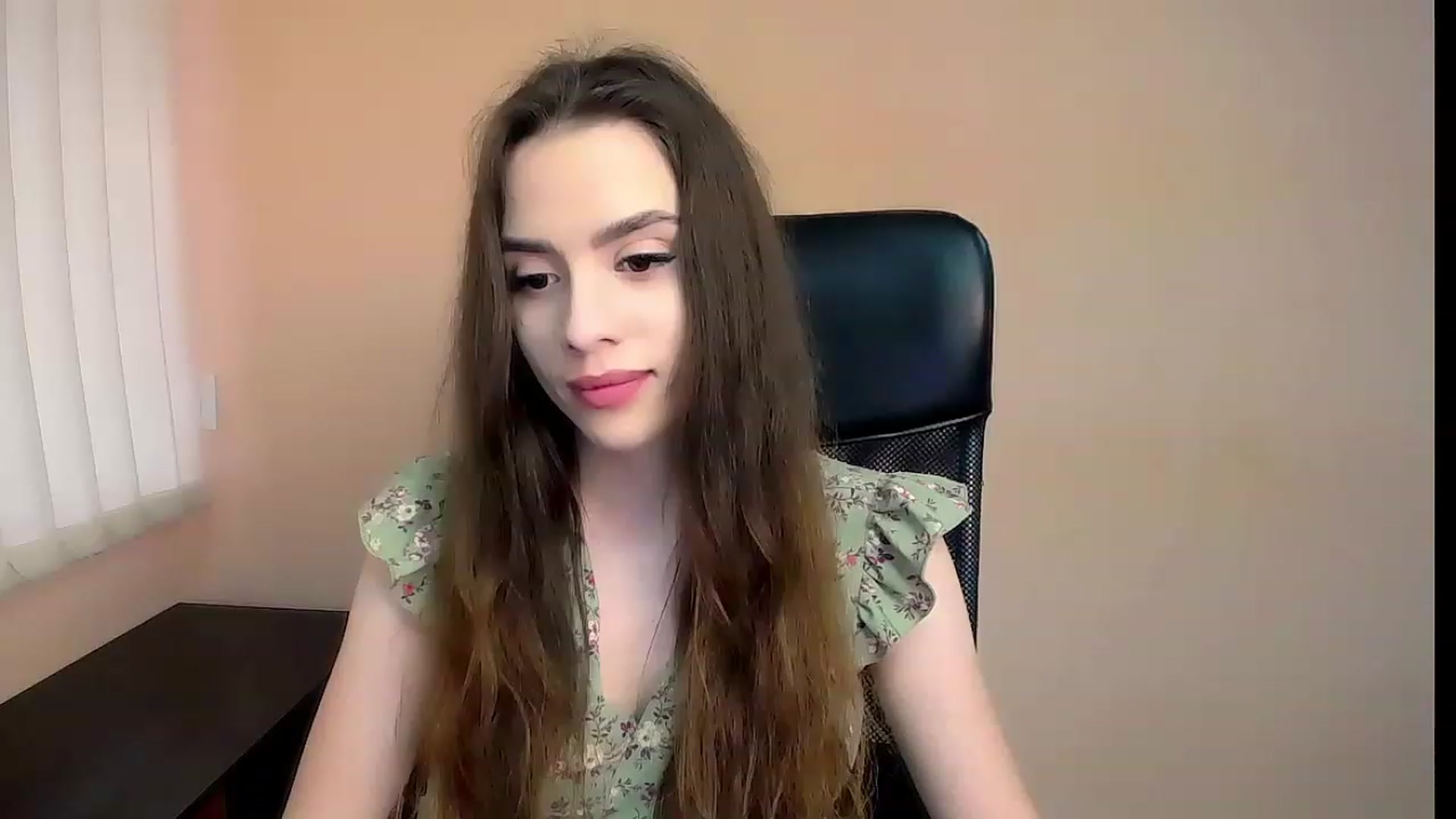 Gallery image thumbnail from Dark_eyed_'s myfreecams stream on, 07/03/2023, 15:05 image 10 of 20