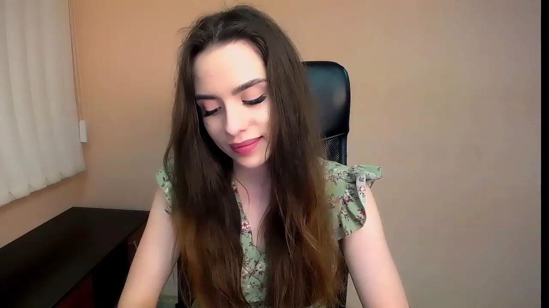Gallery image thumbnail from Dark_eyed_'s myfreecams stream on, 07/03/2023, 18:31 image 14 of 20