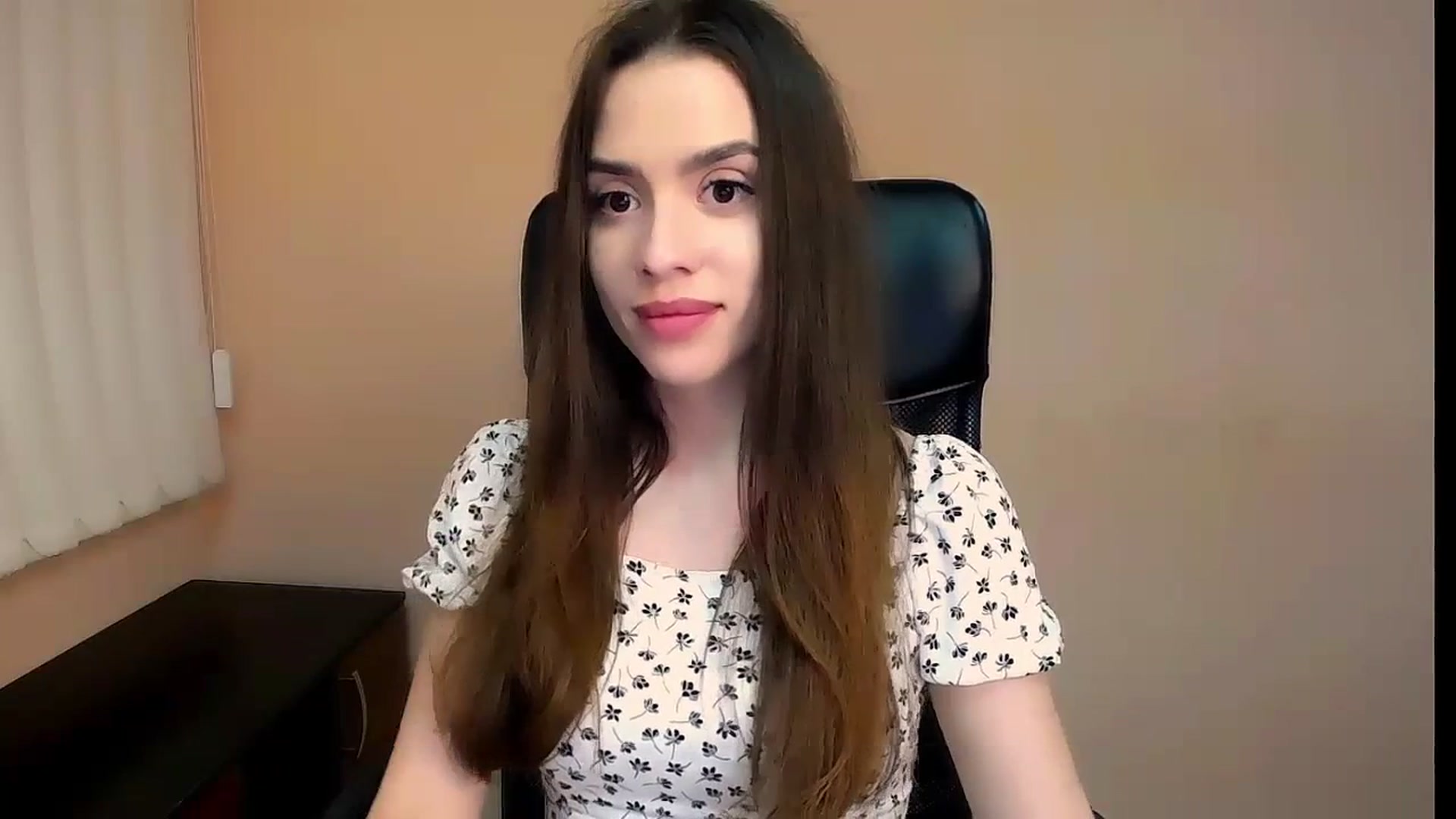 Gallery image thumbnail from Dark_eyed_'s myfreecams stream on, 07/06/2023, 18:09 image 19 of 20