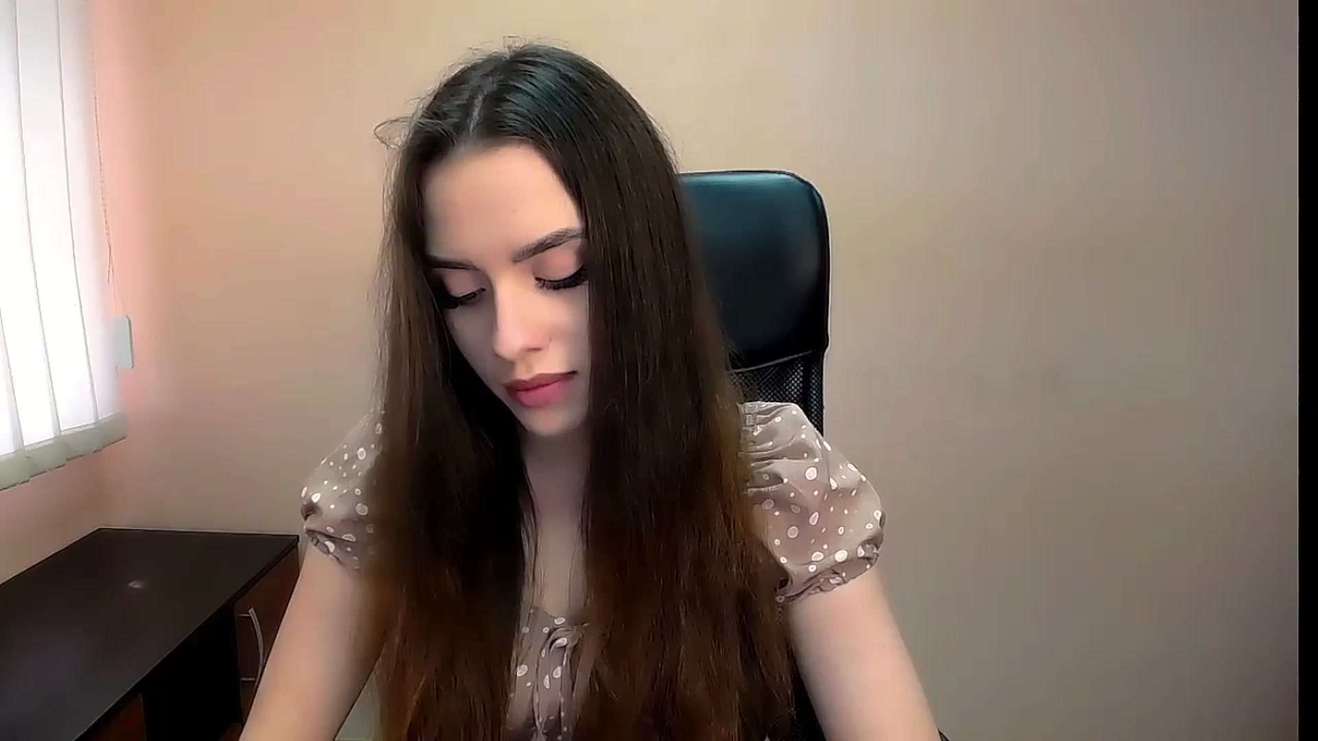Gallery image thumbnail from Dark_eyed_'s myfreecams stream on, 07/08/2023, 12:43 image 3 of 20