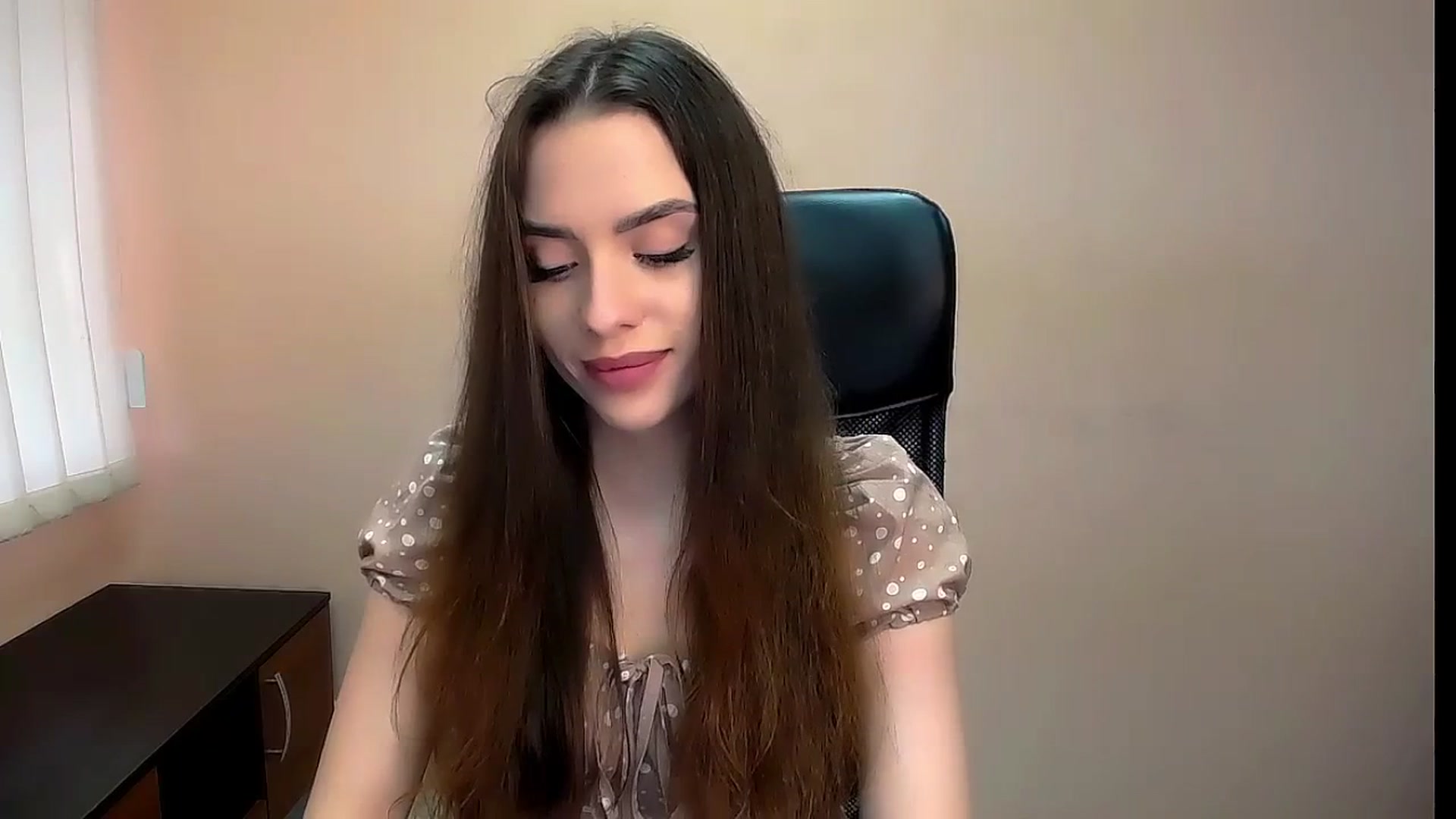 Gallery image thumbnail from Dark_eyed_'s myfreecams stream on, 07/08/2023, 12:43 image 18 of 20