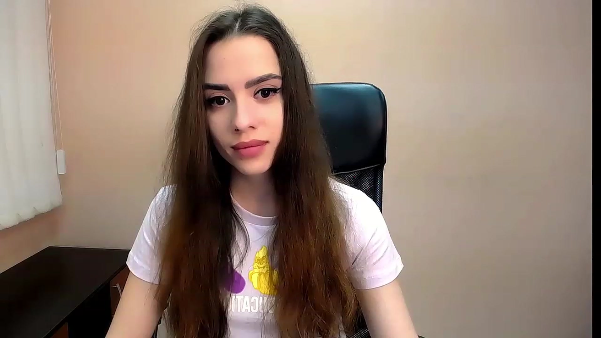 Gallery image thumbnail from Dark_eyed_'s myfreecams stream on, 07/09/2023, 12:31 image 6 of 20