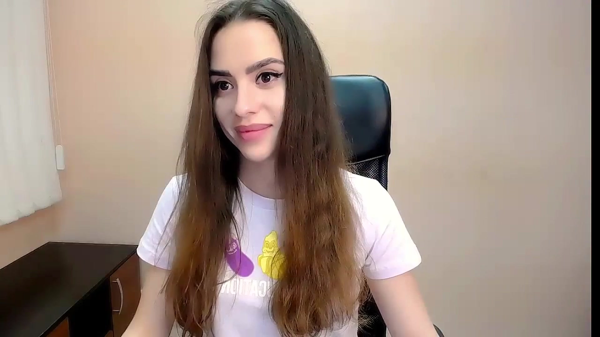 Gallery image thumbnail from Dark_eyed_'s myfreecams stream on, 07/09/2023, 17:21 image 18 of 20