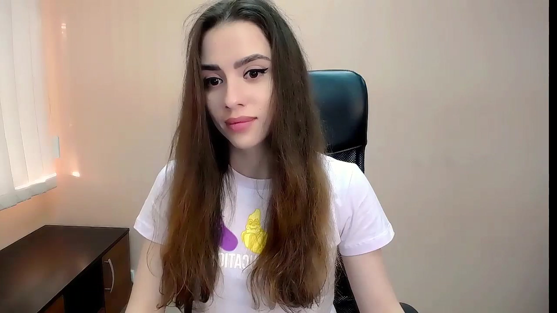 Gallery image thumbnail from Dark_eyed_'s myfreecams stream on, 07/09/2023, 17:21 image 2 of 20