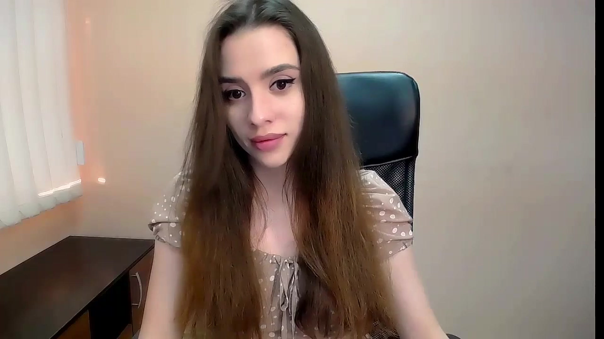 Gallery image thumbnail from Dark_eyed_'s myfreecams stream on, 07/13/2023, 17:09 image 14 of 20