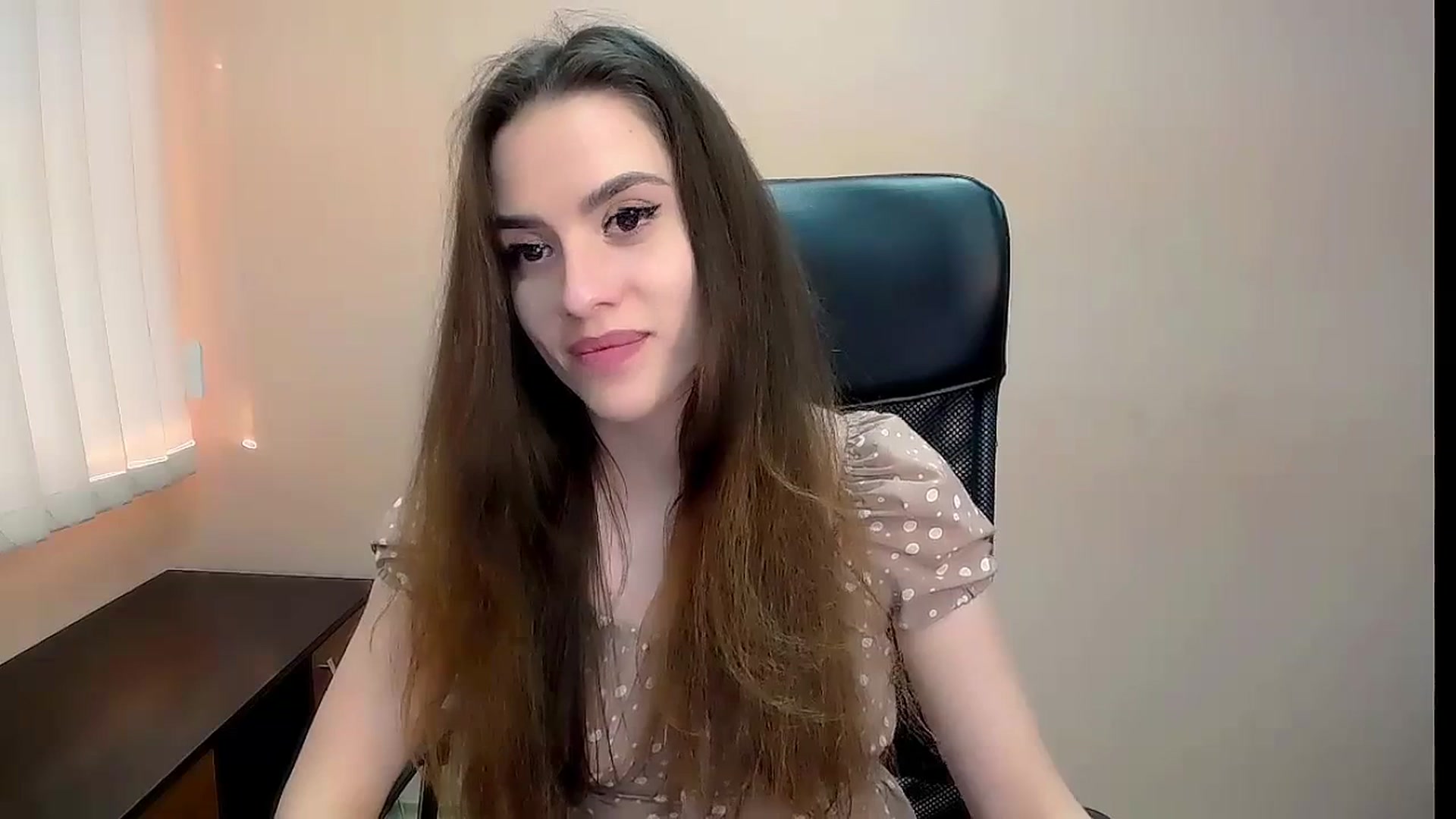 Gallery image thumbnail from Dark_eyed_'s myfreecams stream on, 07/13/2023, 17:09 image 10 of 20