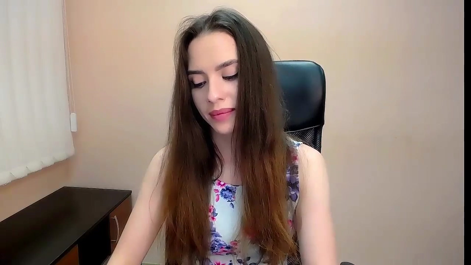 Gallery image thumbnail from Dark_eyed_'s myfreecams stream on, 07/15/2023, 17:42 image 17 of 20