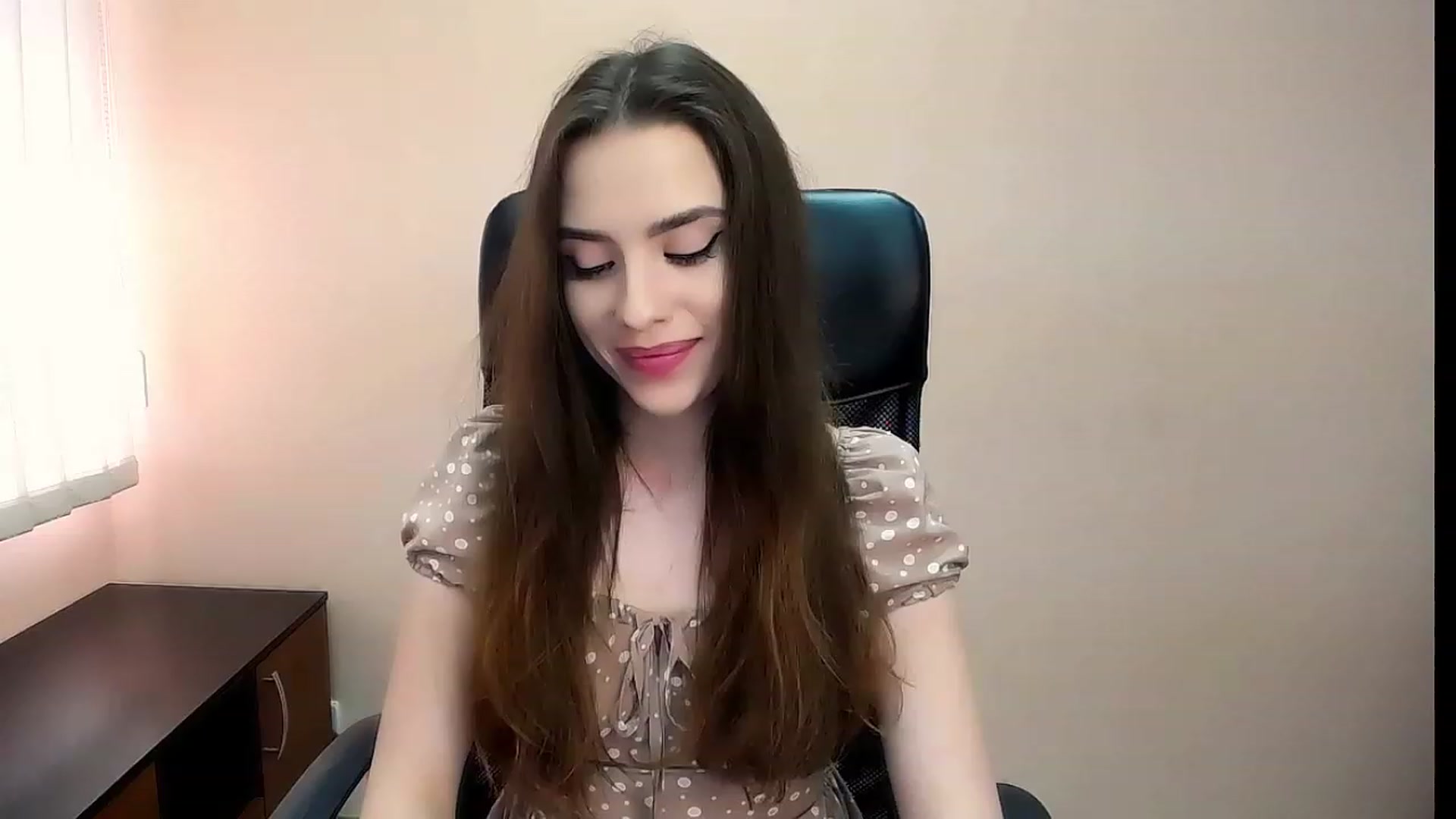 Gallery image thumbnail from Dark_eyed_'s myfreecams stream on, 07/17/2023, 14:06 image 14 of 20