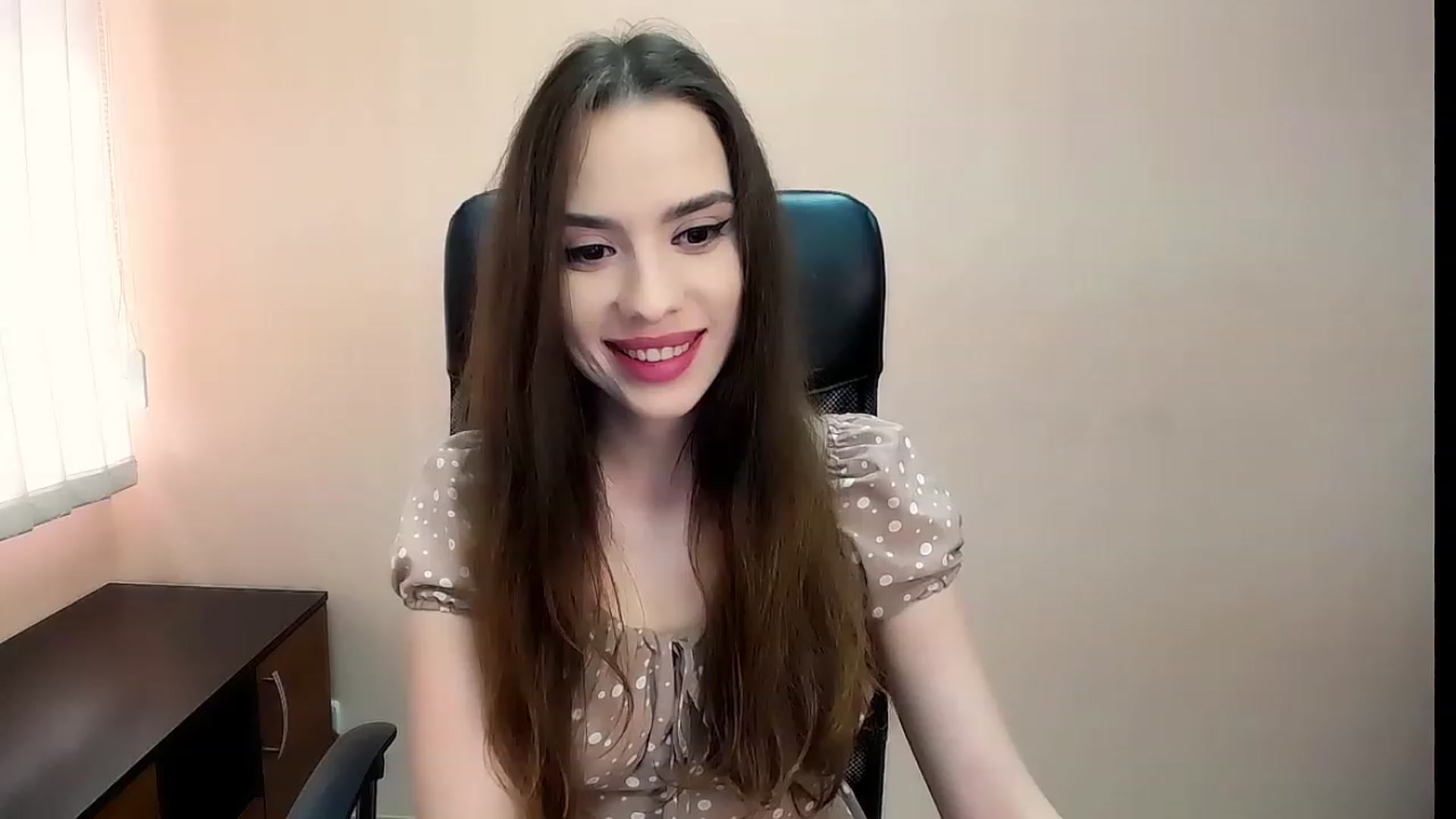 Gallery image thumbnail from Dark_eyed_'s myfreecams stream on, 07/17/2023, 15:45 image 13 of 20