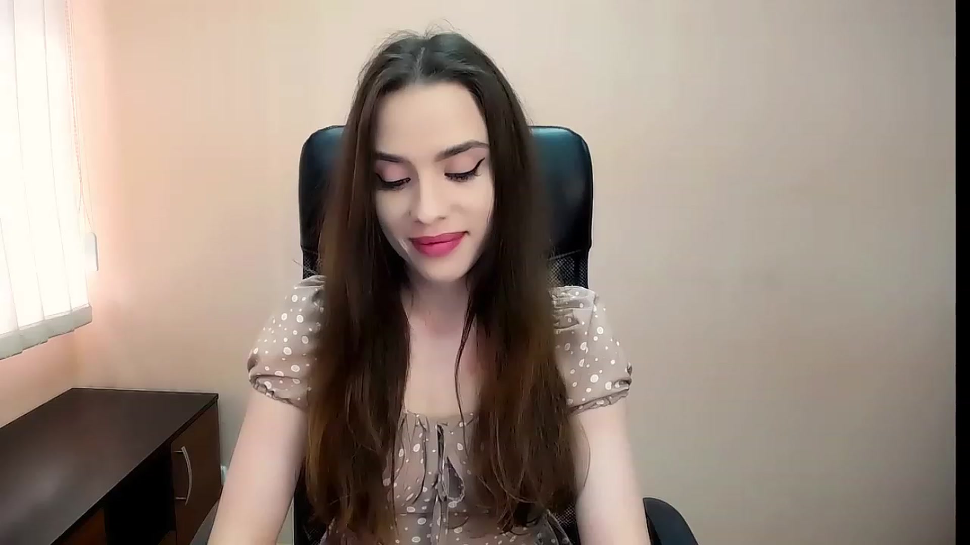 Gallery image thumbnail from Dark_eyed_'s myfreecams stream on, 07/17/2023, 15:45 image 17 of 20