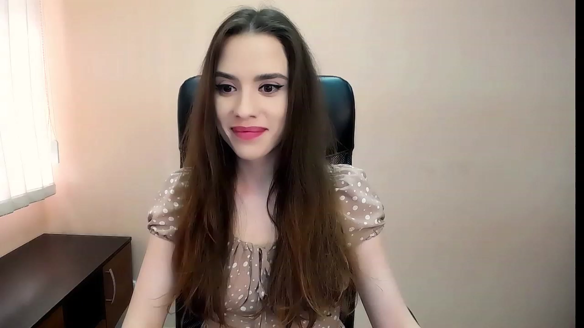 Gallery image thumbnail from Dark_eyed_'s myfreecams stream on, 07/17/2023, 15:45 image 14 of 20