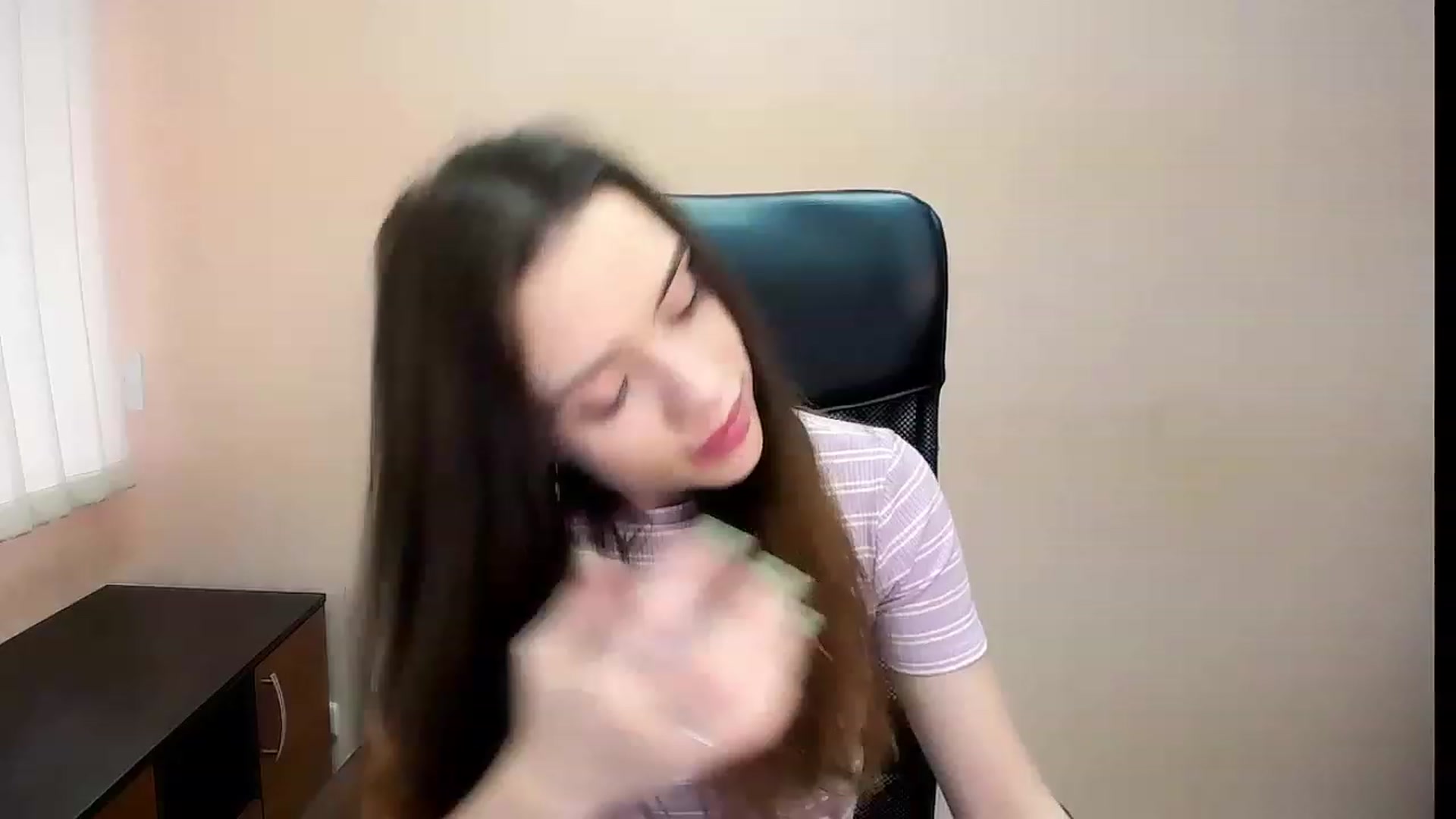 Gallery image thumbnail from Dark_eyed_'s myfreecams stream on, 07/18/2023, 12:41 image 13 of 20
