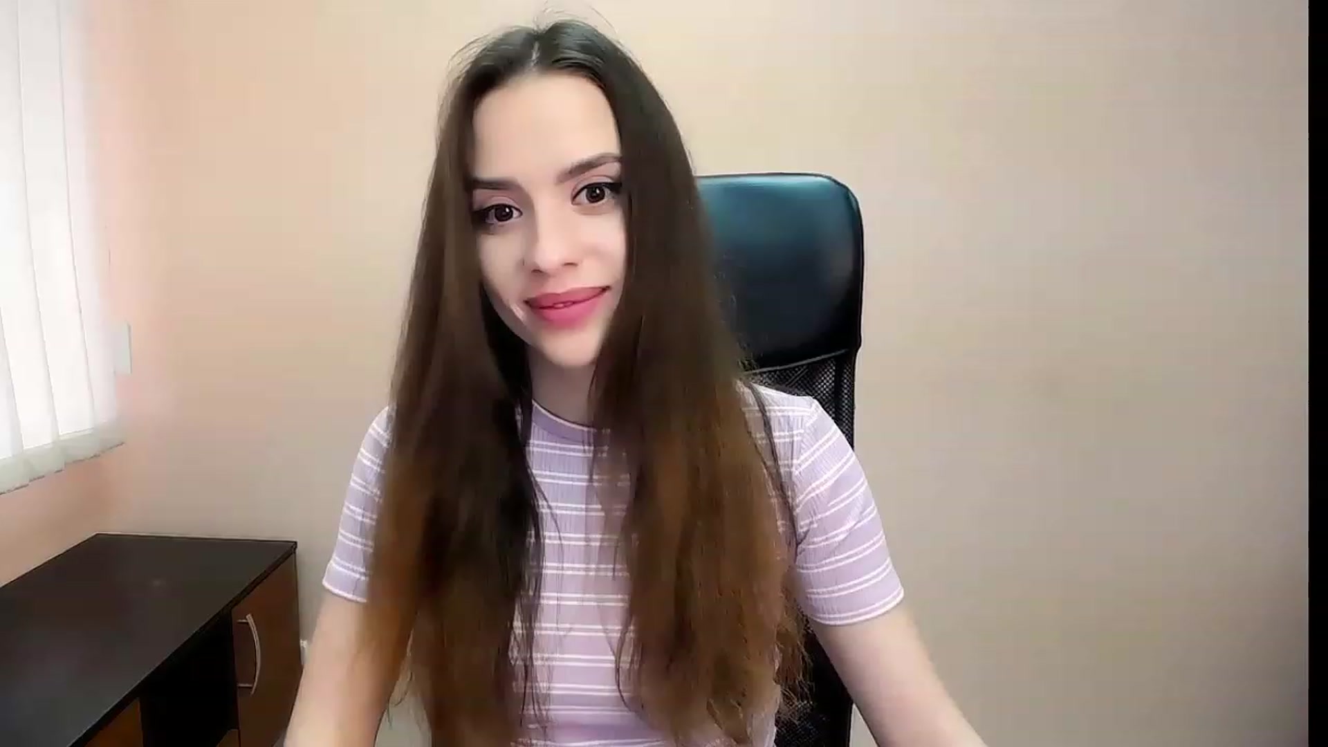 Gallery image thumbnail from Dark_eyed_'s myfreecams stream on, 07/18/2023, 12:41 image 18 of 20