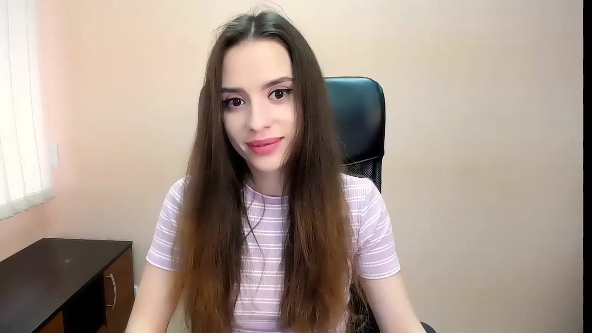 Gallery image thumbnail from Dark_eyed_'s myfreecams stream on, 07/18/2023, 12:41 image 14 of 20