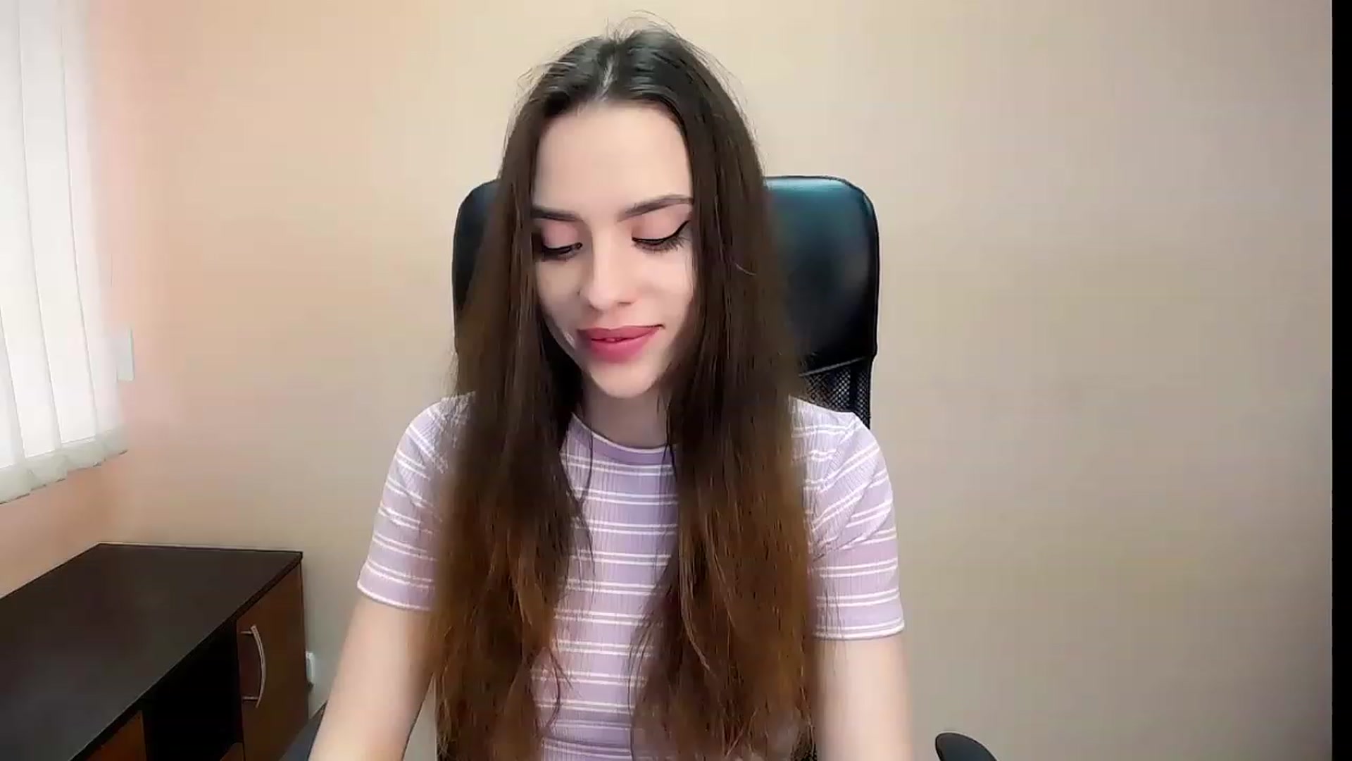 Gallery image thumbnail from Dark_eyed_'s myfreecams stream on, 07/18/2023, 12:41 image 12 of 20