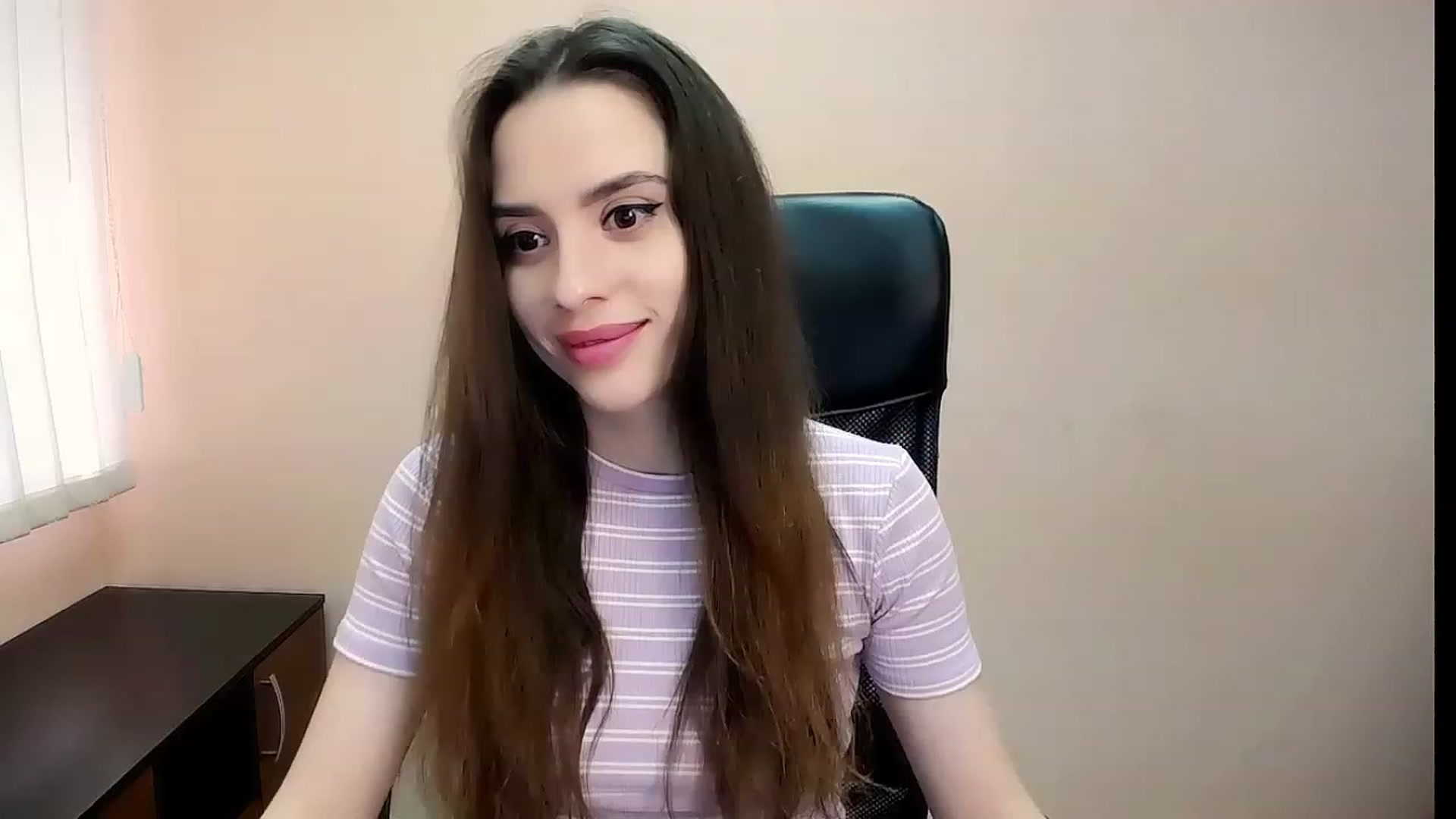 Gallery image thumbnail from Dark_eyed_'s myfreecams stream on, 07/18/2023, 13:20 image 11 of 20