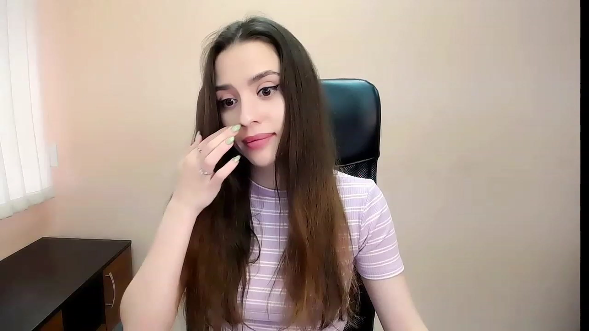 Gallery image thumbnail from Dark_eyed_'s myfreecams stream on, 07/18/2023, 13:20 image 20 of 20