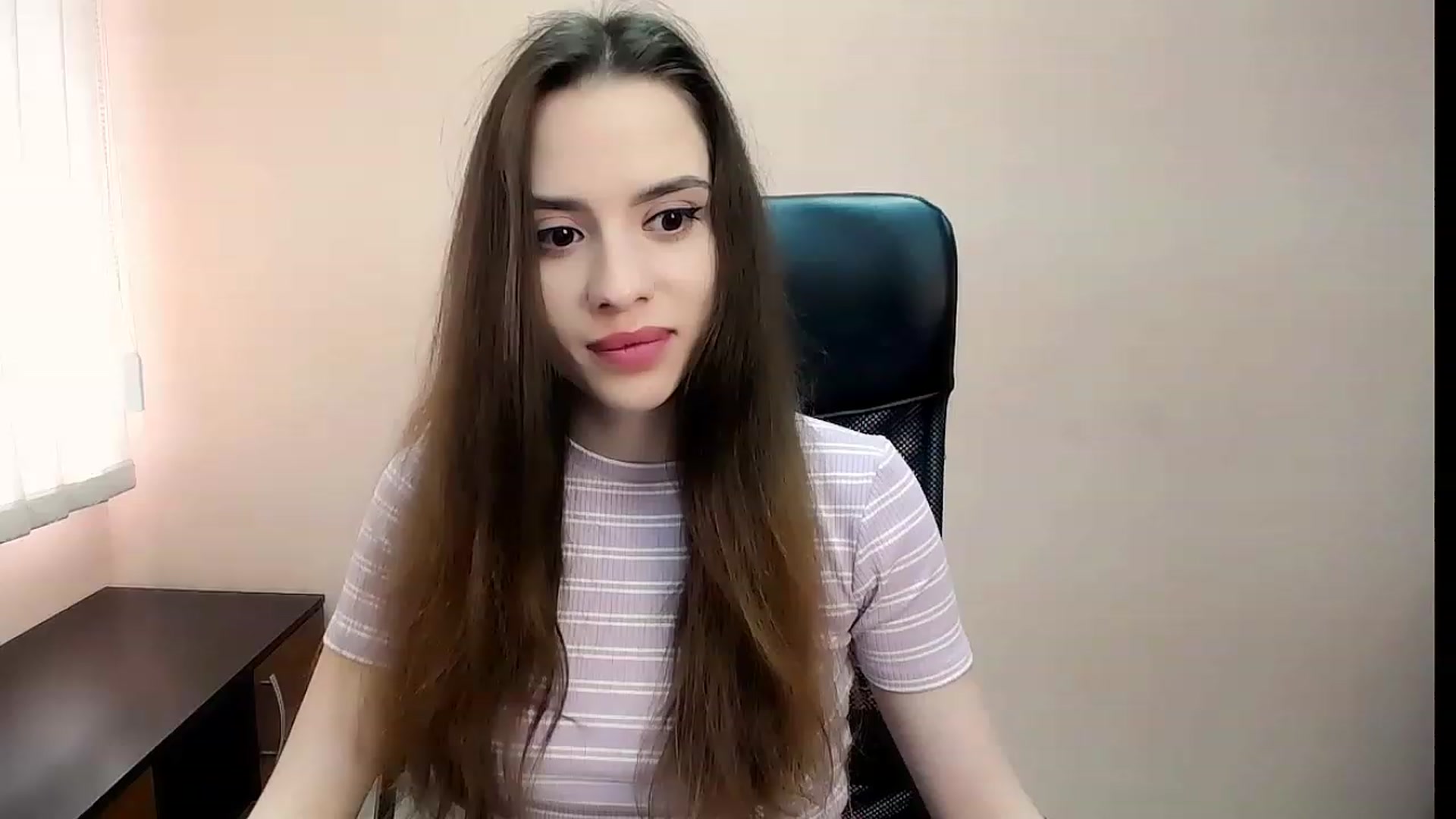 Gallery image thumbnail from Dark_eyed_'s myfreecams stream on, 07/18/2023, 13:20 image 3 of 20