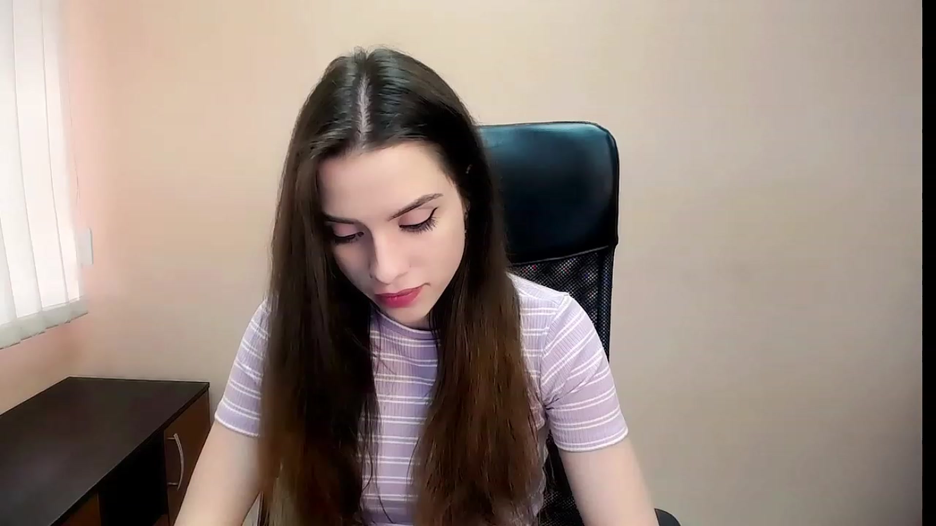 Gallery image thumbnail from Dark_eyed_'s myfreecams stream on, 07/18/2023, 14:24 image 16 of 20