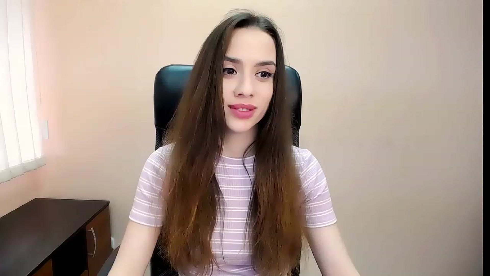 Gallery image thumbnail from Dark_eyed_'s myfreecams stream on, 07/18/2023, 14:24 image 5 of 20