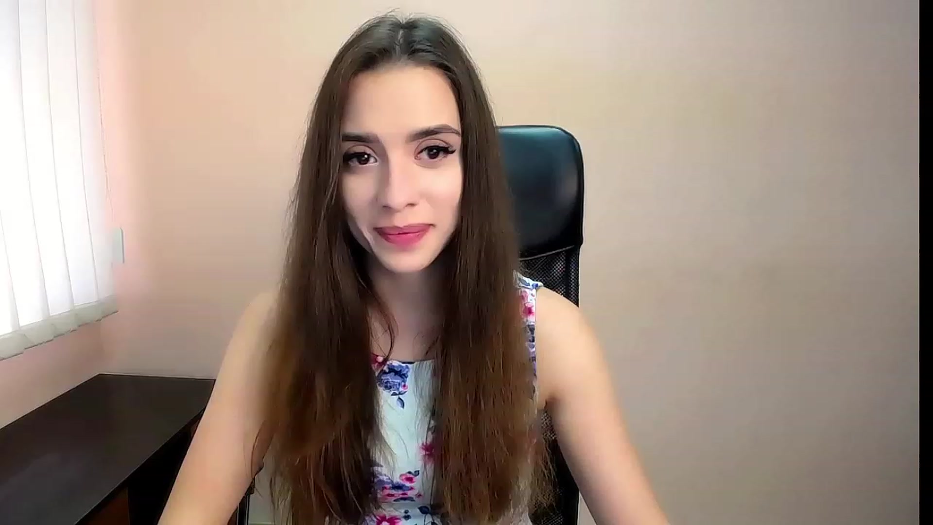 Gallery image thumbnail from Dark_eyed_'s myfreecams stream on, 08/06/2023, 12:08 image 1 of 20