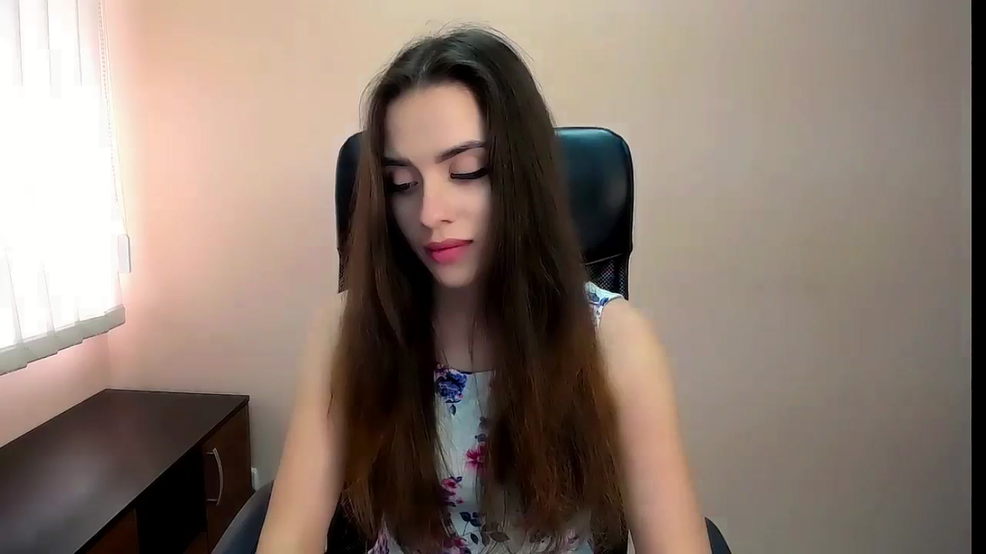 Gallery image thumbnail from Dark_eyed_'s myfreecams stream on, 08/06/2023, 14:43 image 2 of 20