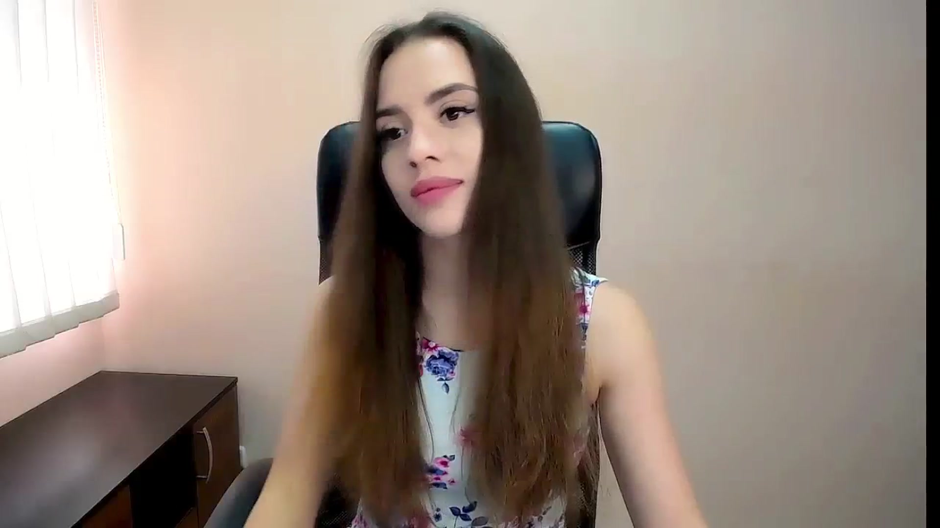 Gallery image thumbnail from Dark_eyed_'s myfreecams stream on, 08/06/2023, 14:43 image 4 of 20