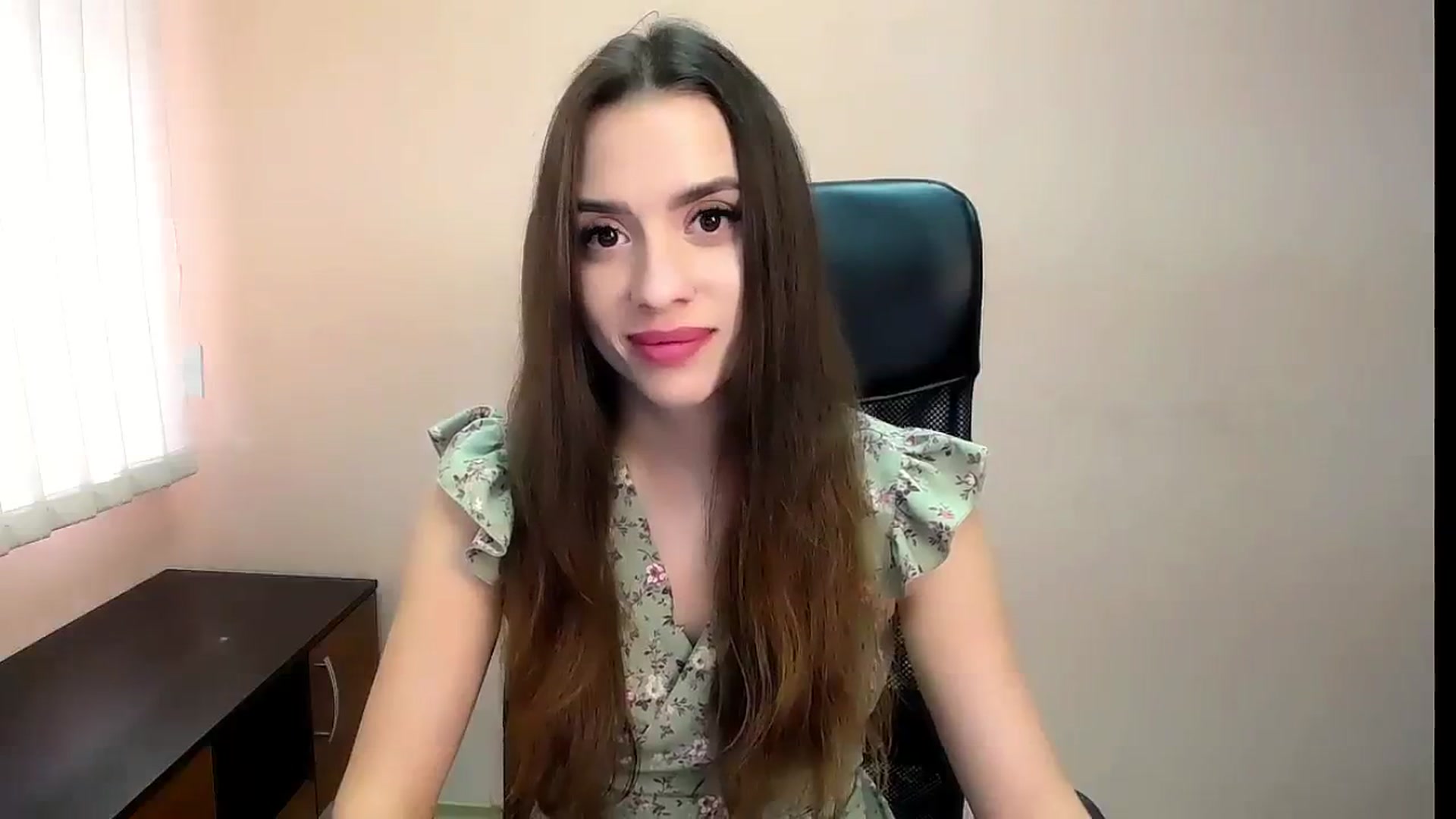 Gallery image thumbnail from Dark_eyed_'s myfreecams stream on, 08/07/2023, 13:21 image 7 of 20